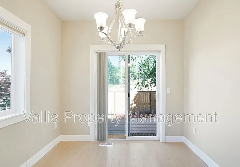 5164 Andresen St SE — Photo 16