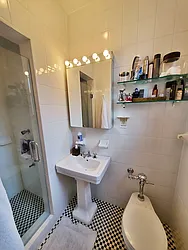 Rented by Rachel Realty