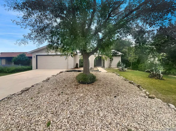 11519 SPRING CREST ST, San Antonio, TX 78249