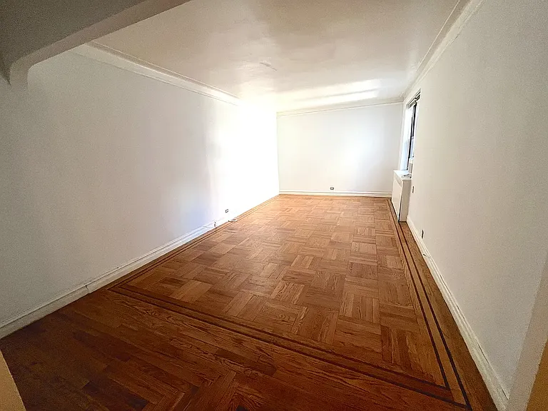 303 E 37th St #6P — Photo 3