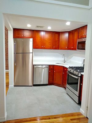 2nd image of 28 E 14th St APT 2B