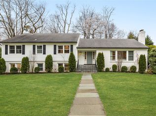 6 Shawnee Trl, Harrison, NY 10528