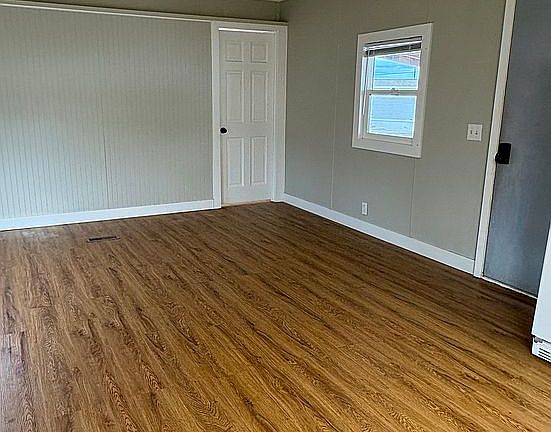 3rd image of 4318 N Montana Ave #1-TRAILER