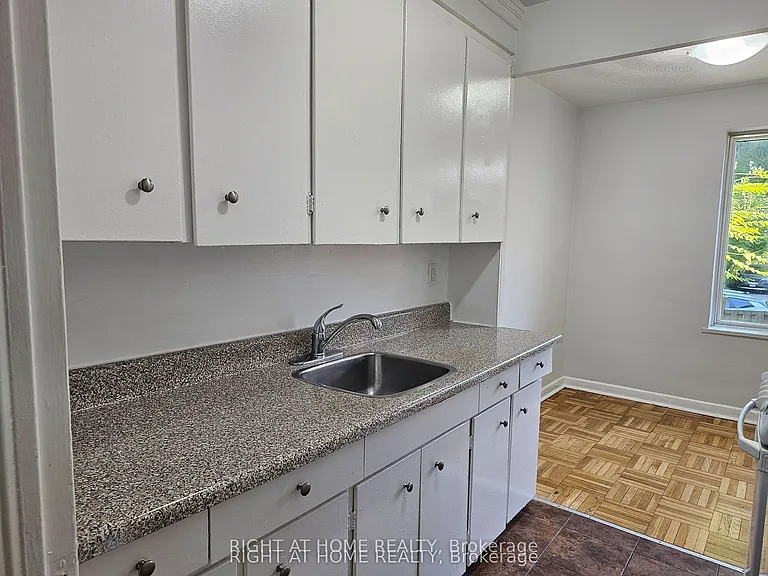 20 Cosburn Ave #207 — Photo 8