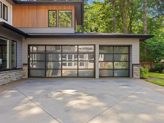 5th image of 4480 Upper Dr