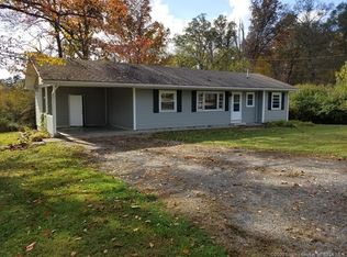 313 Hazel Ave, Henryville, IN 47126