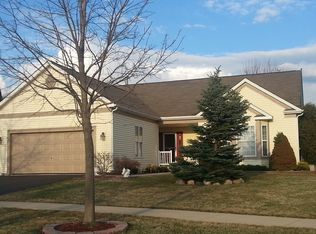 1229 Harvest Ct, Crystal Lake, IL 60014