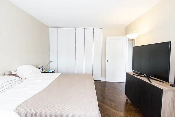 Sold by NY Space Finders Inc. | media 13