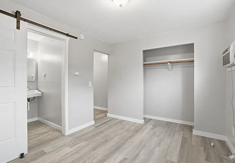 547 E Fairview Ave #549 — Photo 10