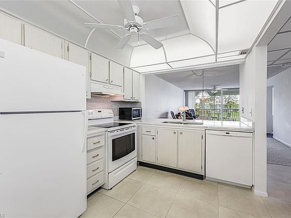 3rd image of 1085 Forest Lakes DR #8204