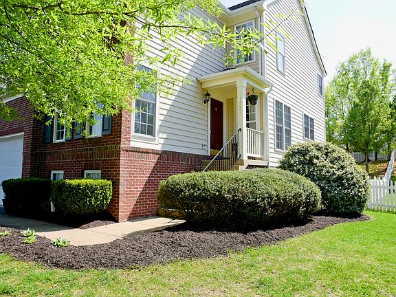 2nd image of 14643 Celeste Ct