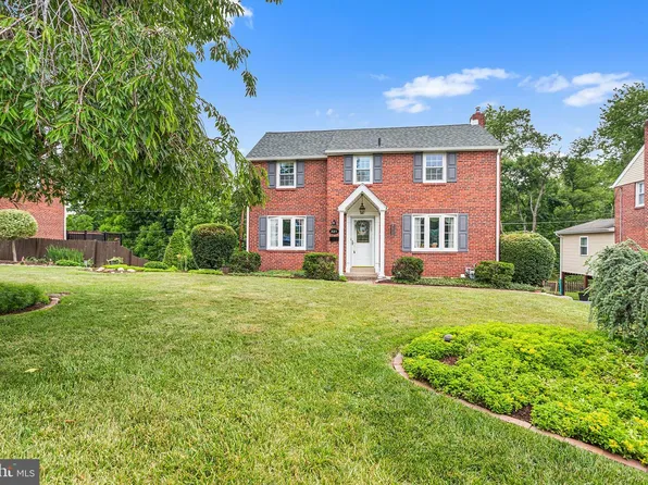 321 Holt Ln, Springfield, PA 19064