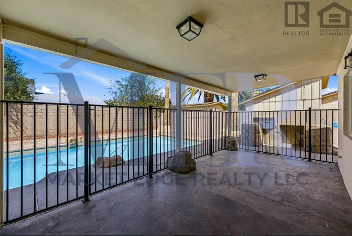 5648 W Mountain View Rd — Photo 22