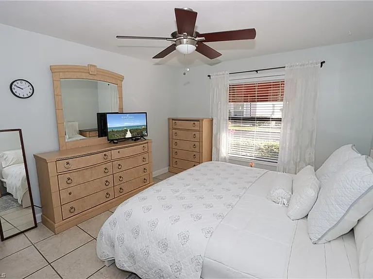 10805 Queen Anne Ln #203 — Photo 16