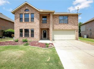 5320 Chessie Cir, Haltom City, TX 76137