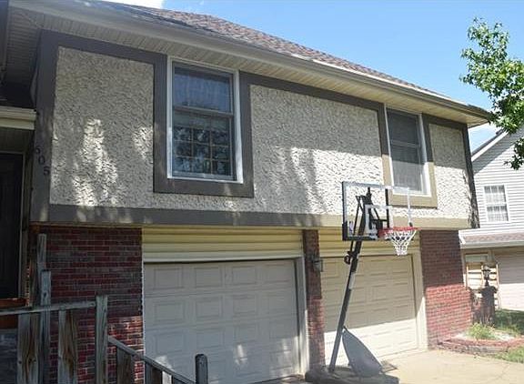 4th image of 605 NE Sunny Creek Ln
