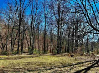 6960 Bartlettsville Rd, Heltonville, IN 47436