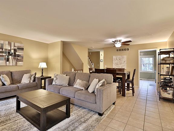 4th image of 9164 Dominion Cir