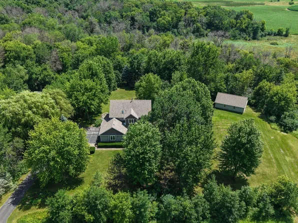 4749 Lake Sarah Dr S, Maple Plain, MN 55359