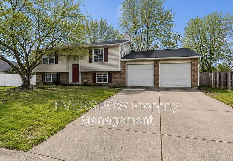 5310 Shelbyville Rd — Photo 2