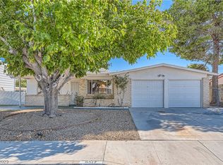 5517 Morendo Dr, Las Vegas, NV 89107