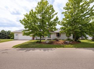 1215 N Oak St, Lake City, MN 55041