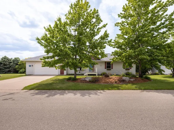 1215 N Oak St, Lake City, MN 55041