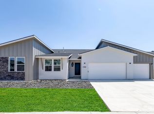2380 N Lithodora Ave, Star, ID 83669