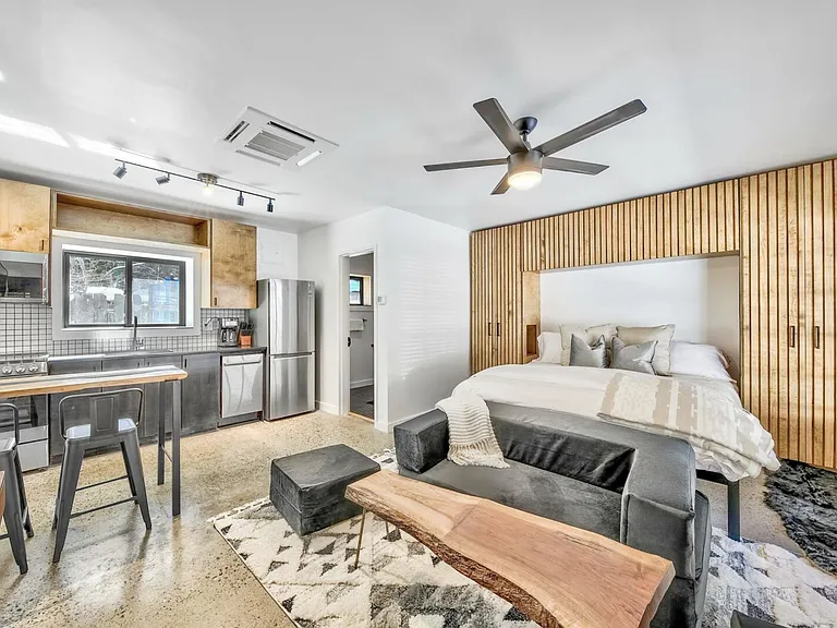 8638 Trout Ave #4 — Photo 9