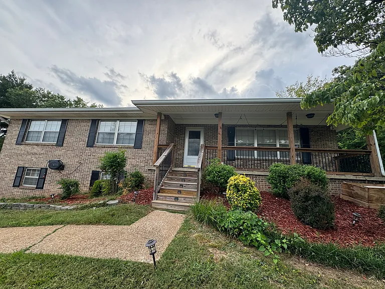 2349 Marco Cir — Photo 1