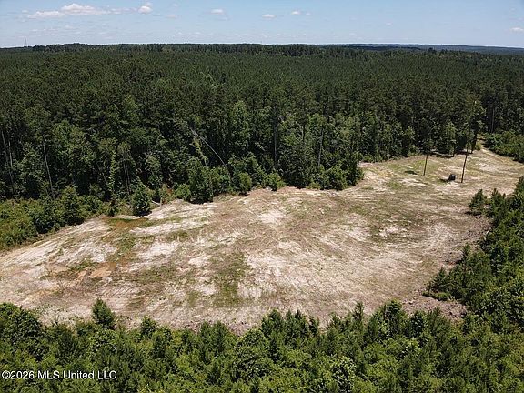5th image of Stump Rd