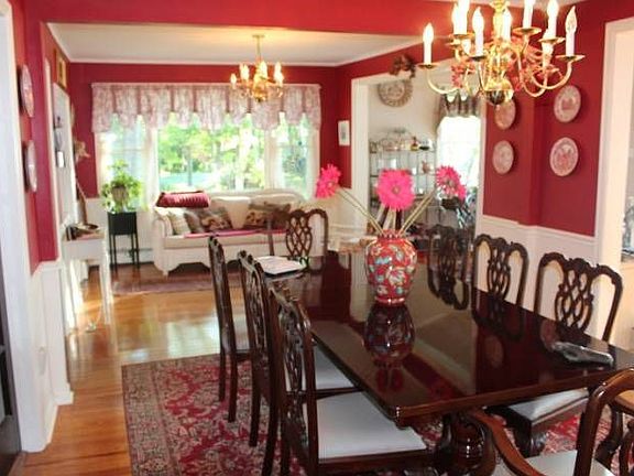 Dining Area/Living Room