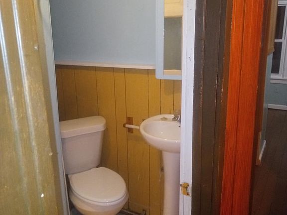 5th image of 214 22nd St #3
