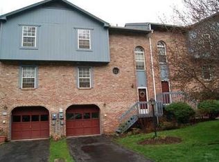 196 Old English Rd, Pittsburgh, PA 15237