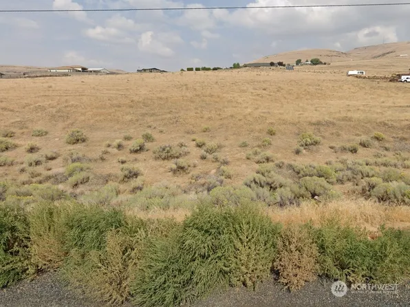 1 XX Bohoskey Drive, Yakima, WA 98901