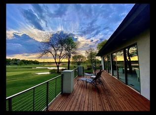 9326 Overlook Trl, Eden Prairie, MN 55347
