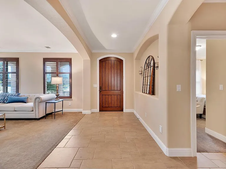 109 Palomares Ct — Photo 5
