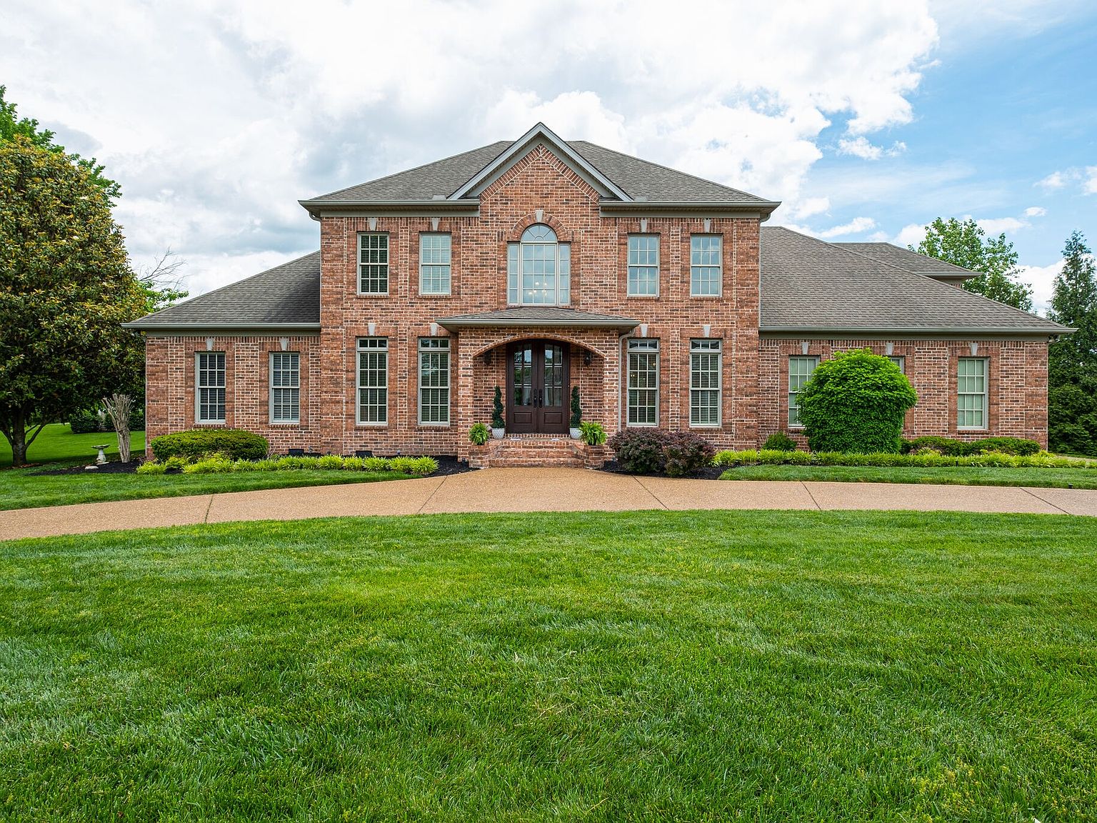 979 Bluejay Way, Gallatin, TN 37066 | Zillow