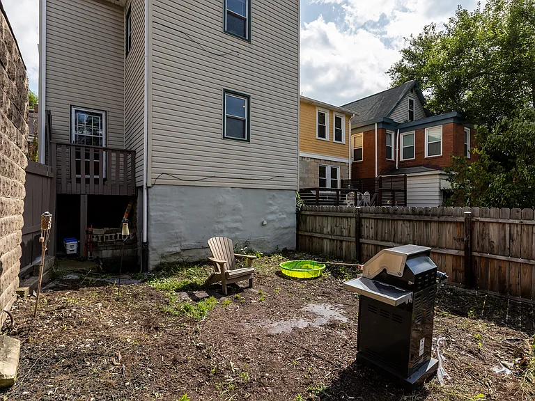 425 Iberia St #1 — Photo 19