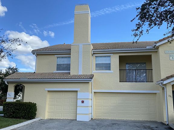 2nd image of 124 SW Peacock Blvd #207