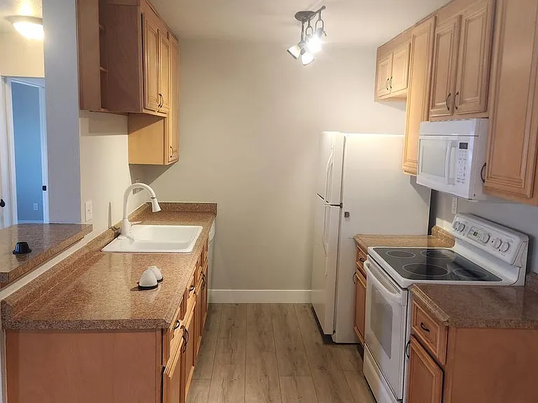 10353 W 80th Dr — Photo 3