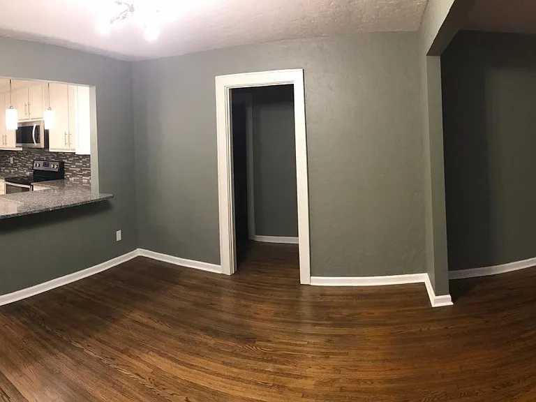 Dining Panorama