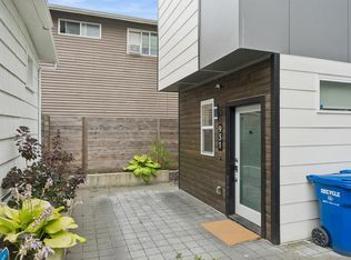 931 NW 52nd St, Seattle, WA 98107