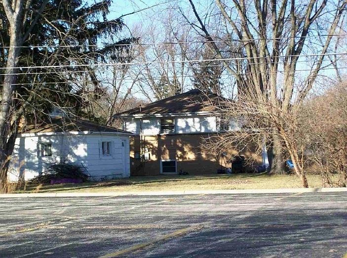 2nd image of 1381 Anthony Rd