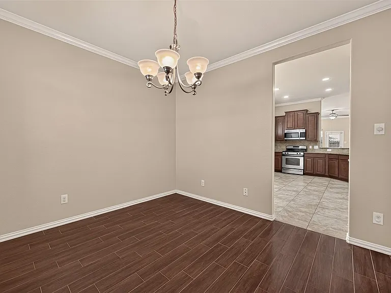 12107 Redbud Brook Trl — Photo 4