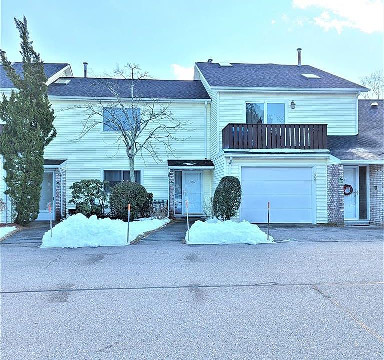 1st image of 866 Stratford Ln #866
