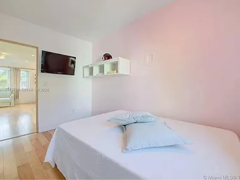840 Michigan Ave #7 — Photo 18