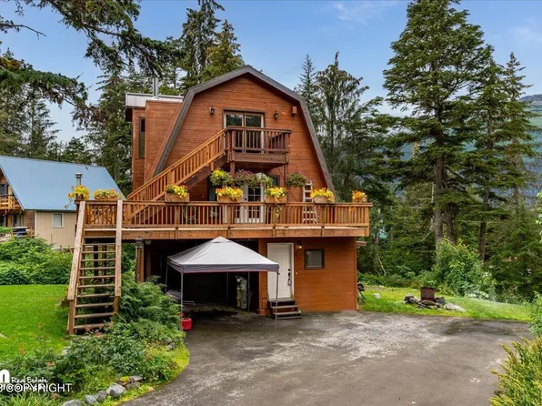 172 Saint Johann Loop, Girdwood, AK 99587