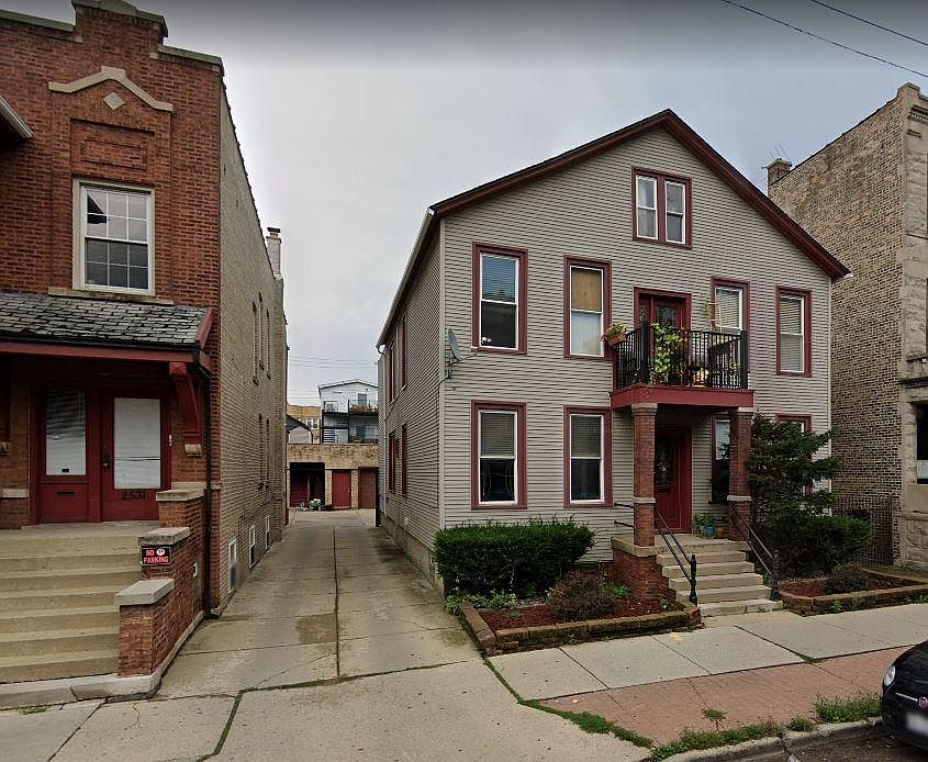 1st image of 2527 N California Ave #1S