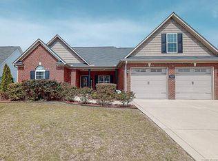 4259 Cinder Ln, Fayetteville, NC 28312